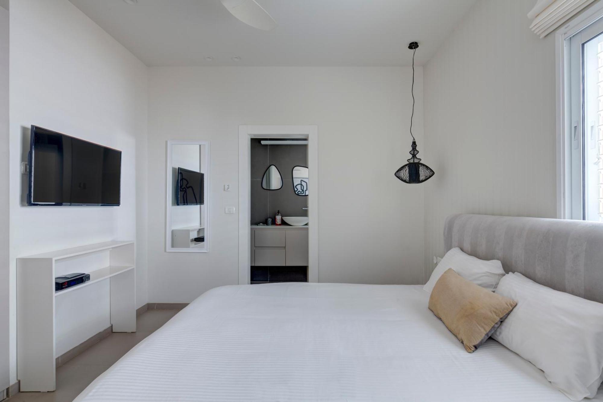 Ella Sr By Tlv2Rent Aparthotel Tel Aviv Eksteriør bilde